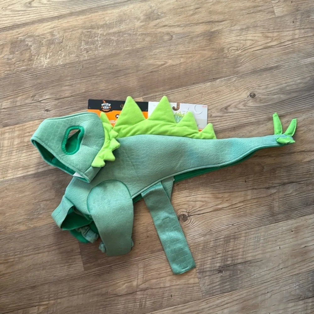Hyde and Eek LED Light Up Stegosaurus Set for Medium Size Dog